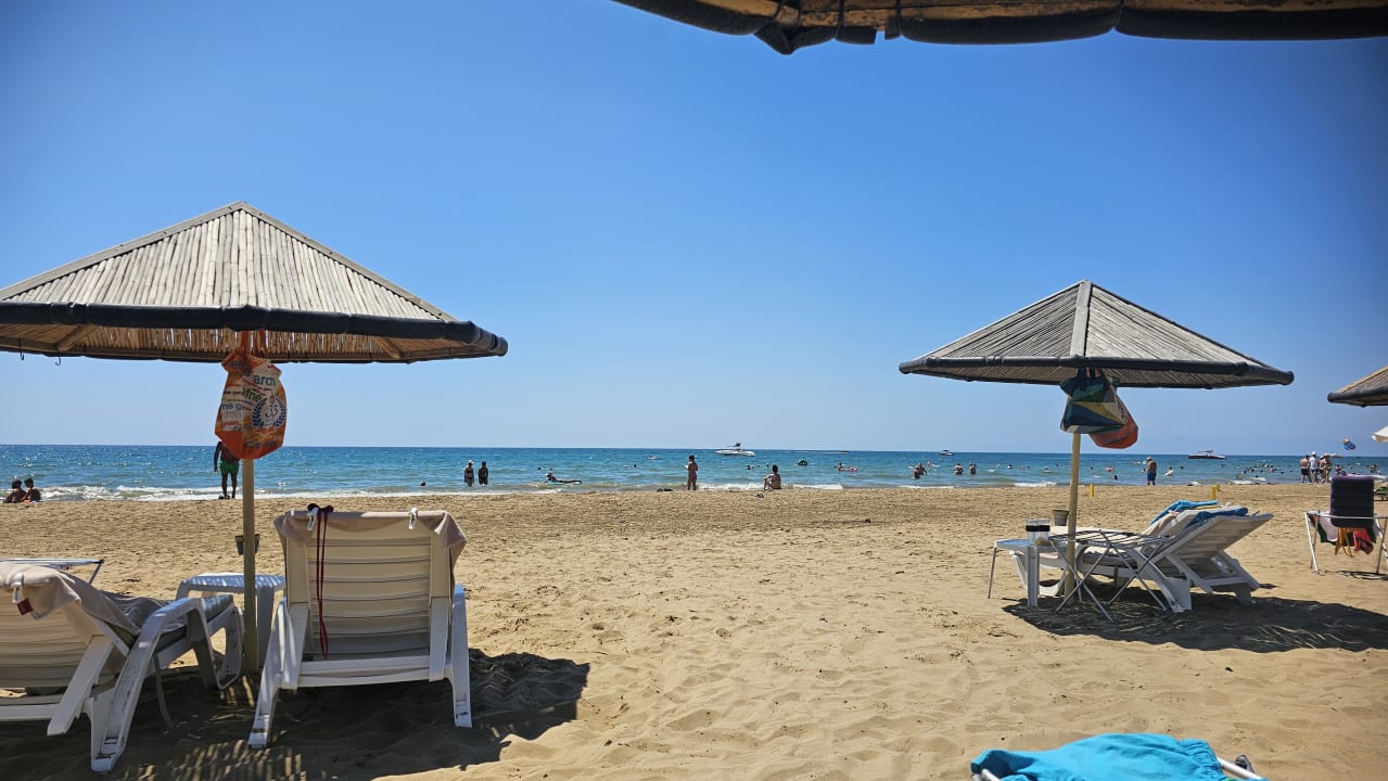 Strand Hotel Defne Garden