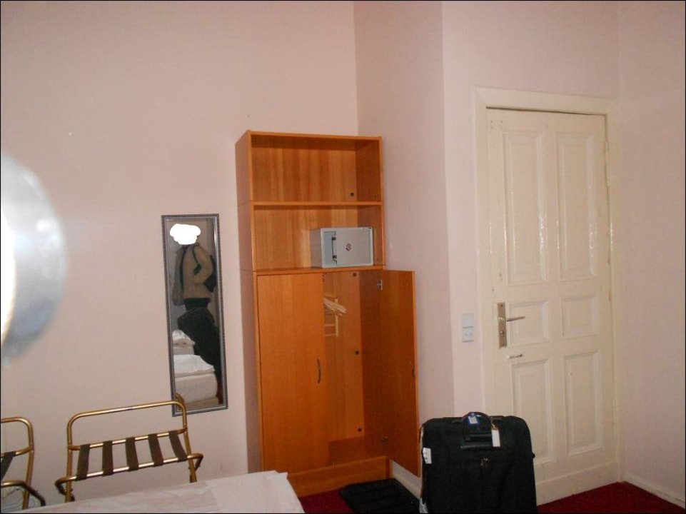 Schrank eher Speermüll Hotel Zimmer des Westens