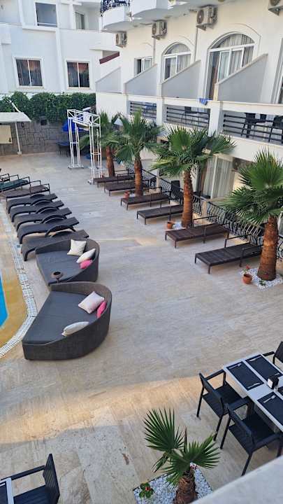 Außenansicht Beso Beach Hotel