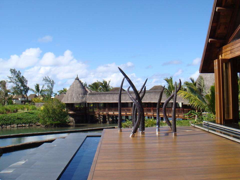 Blick vom Lobbylevel Hotel Four Seasons Resort Mauritius at Anahita
