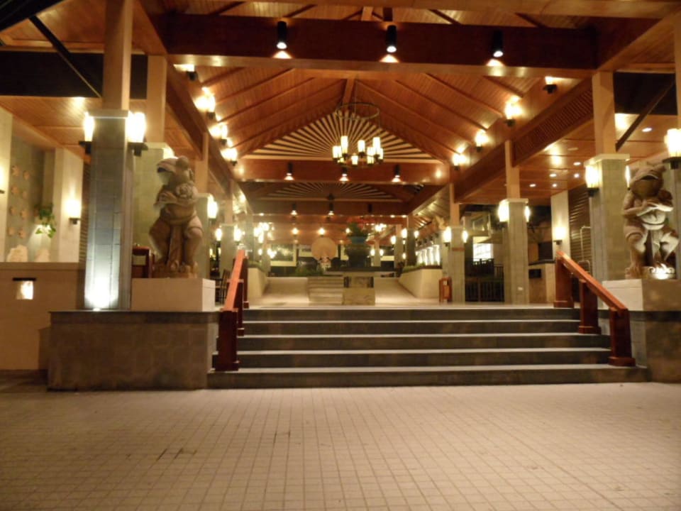 Bei Nacht Khao Lak Merlin Resort