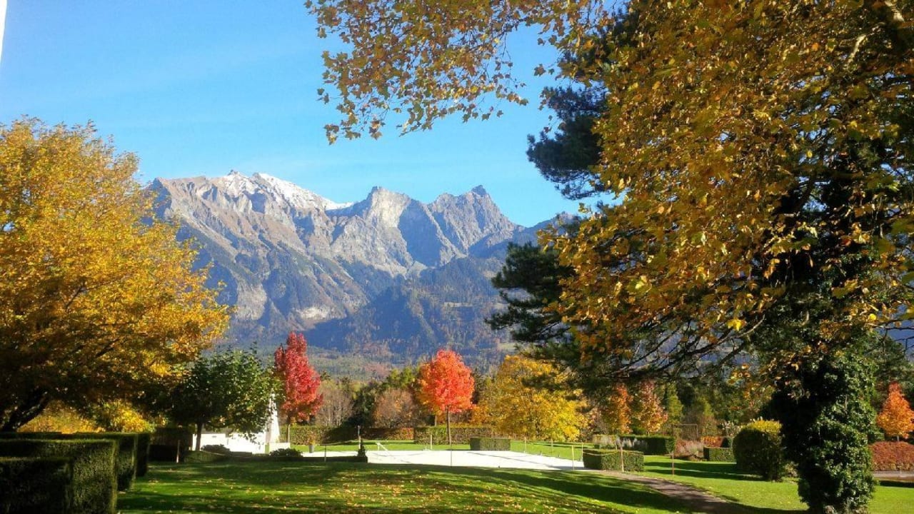 Garten im Herbst Grand Resort Bad Ragaz