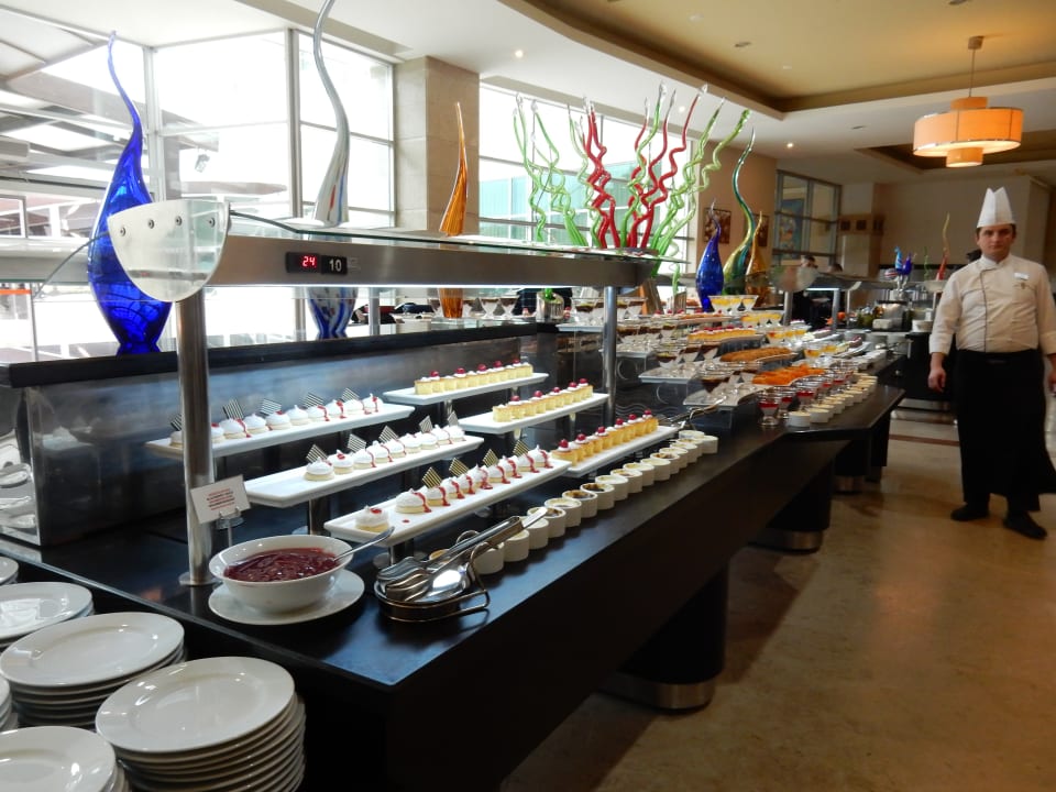 Gastro Hotel Miracle Resort