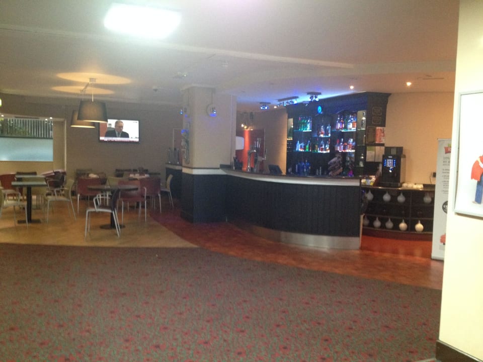 Hotelbar Hotel ibis London Wembley