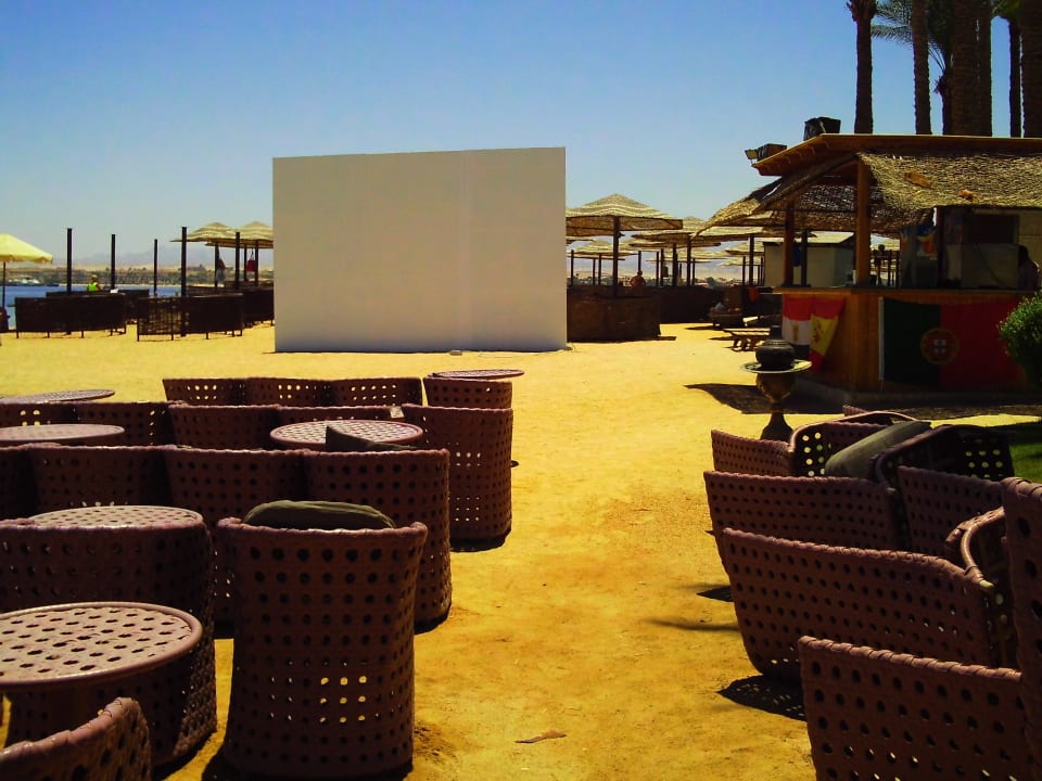 Public Viewing während der WM am Strand Makadi Spa - Adults only