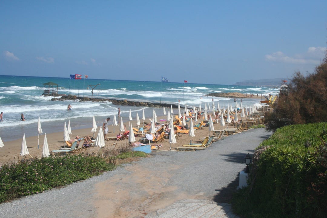 Strand Alexander Beach Hotel & Village Resort