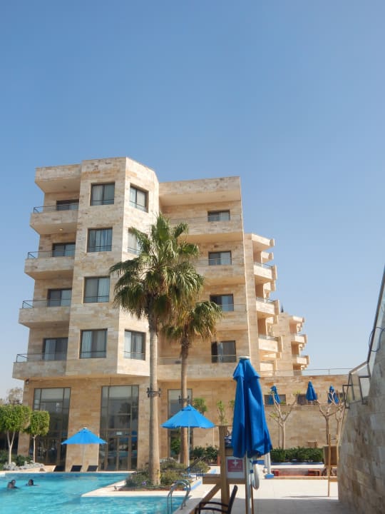 Außenansicht Ramada Resort Dead Sea