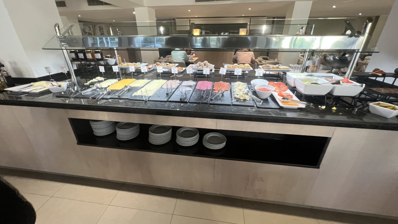 Gastro BQ Apolo Hotel