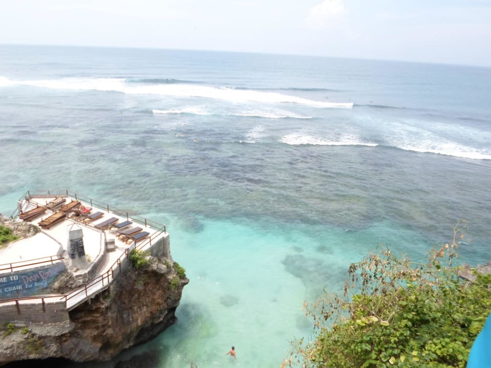 Surferstrand, nur stehen nicht schwimmen Hotel Pinkcoco Bali