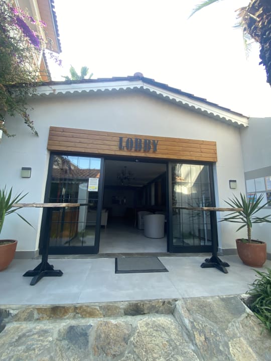 Lobby Side Village Hotel