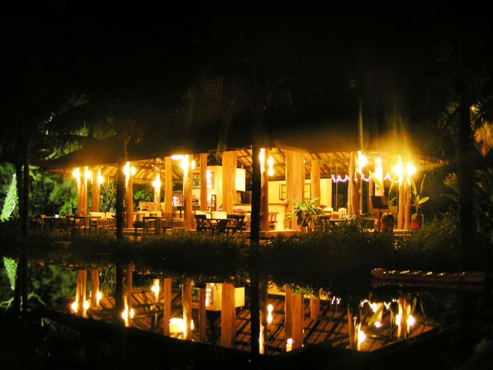 Bei Nacht Palm Galleria Resort