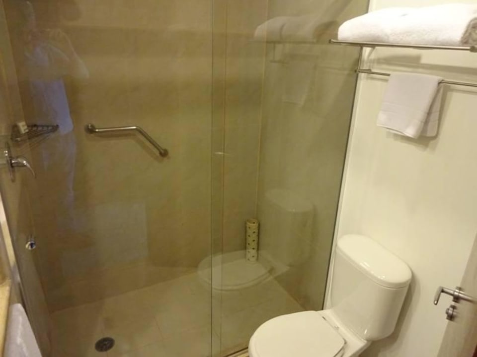 Shower Mercure Santiago Centro Hotel