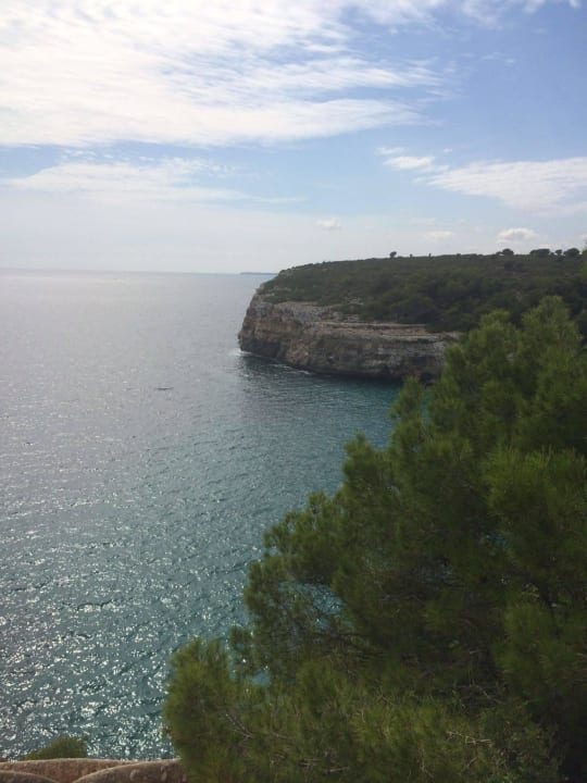 Blick auf die Bucht  blau punta reina