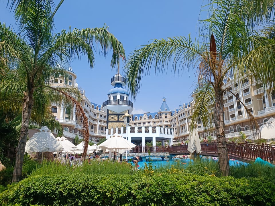 Pool Haydarpasha Palace