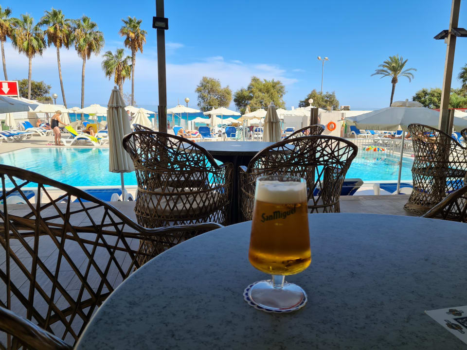 Gastro R2 Veronica Beach Hotel