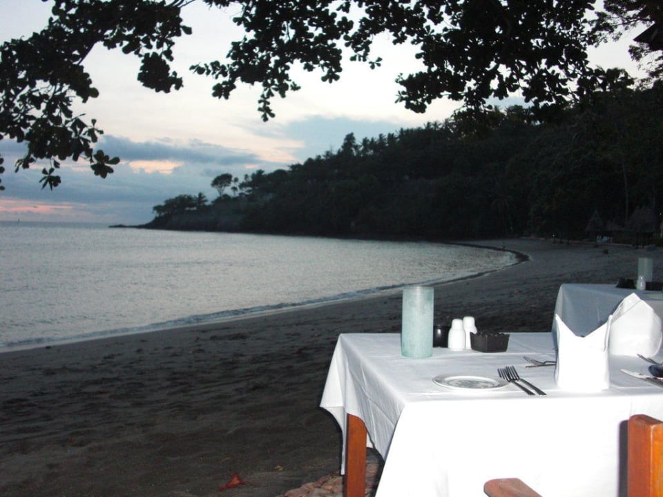 Dinner direkt am Strand Hotel Sheraton Senggigi Lombok Beach Resort