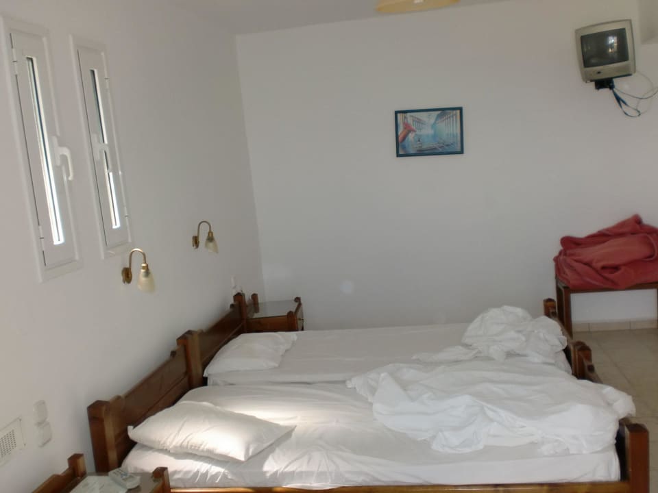 Schlafzimmer 2 Koni Village Hotel