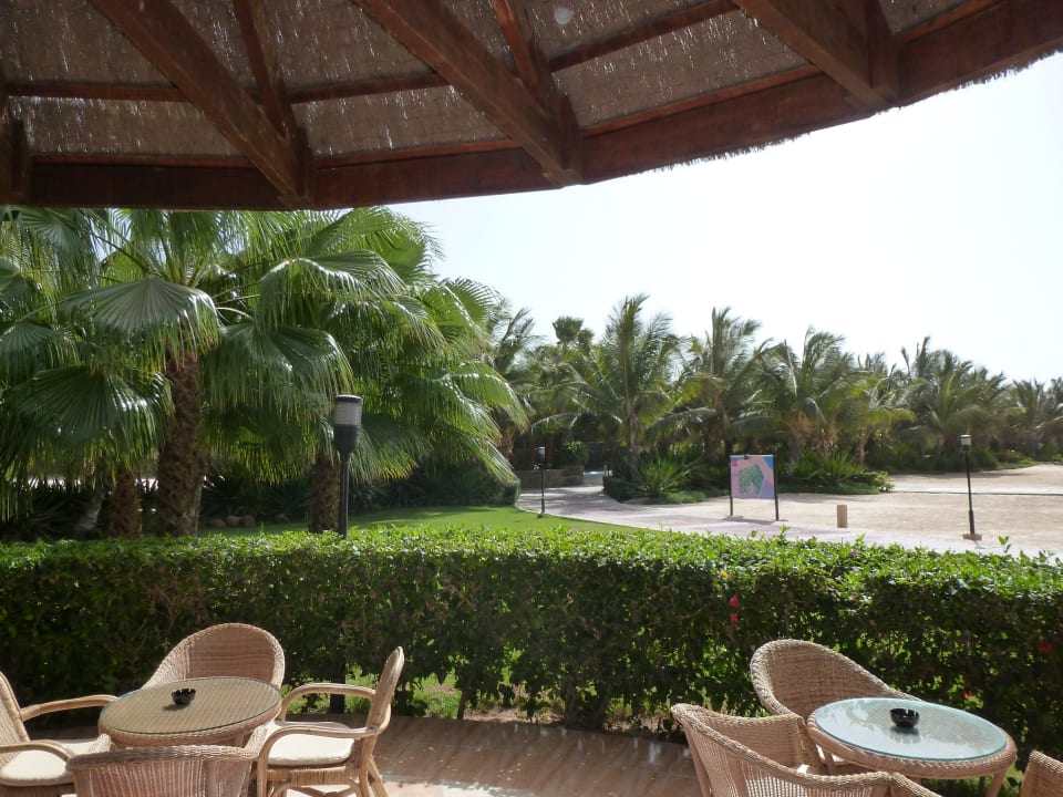 Sitzgelegenheit bei der Bar Hotel Riu Funana