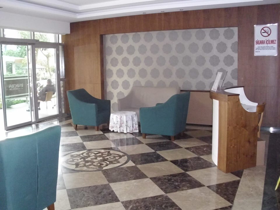 Eingang zum Haus C Riviera Hotel & Spa