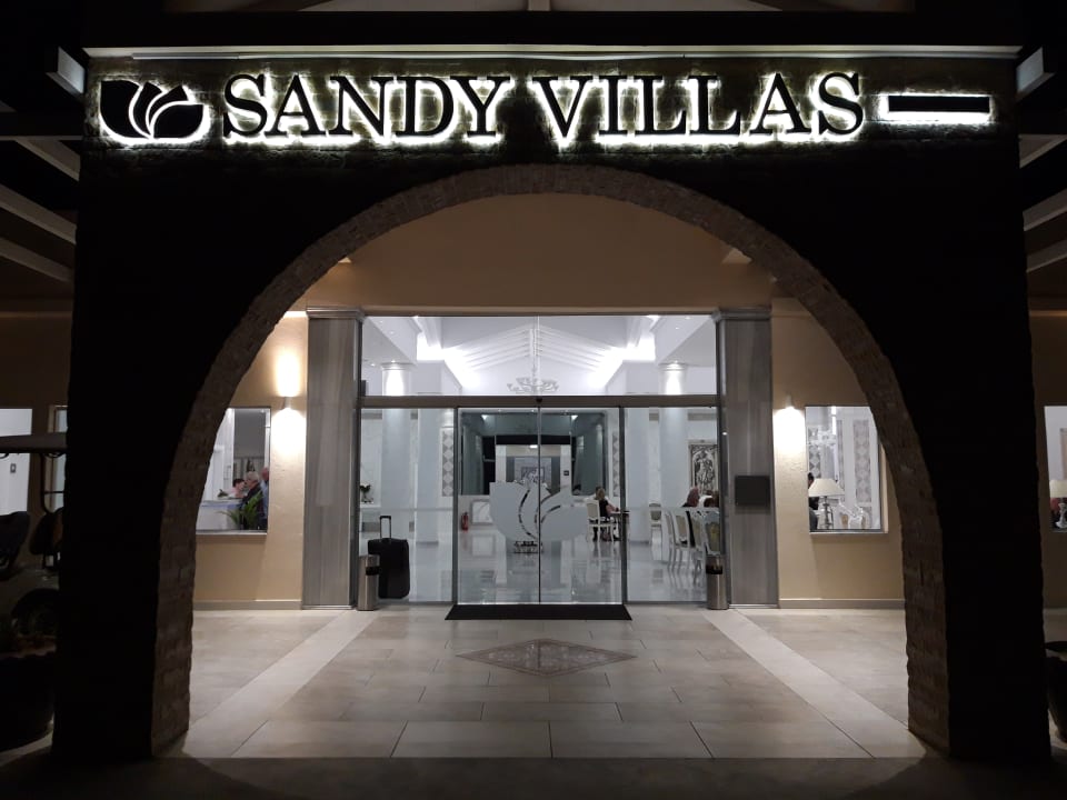 Lobby Sandy Villas Resort
