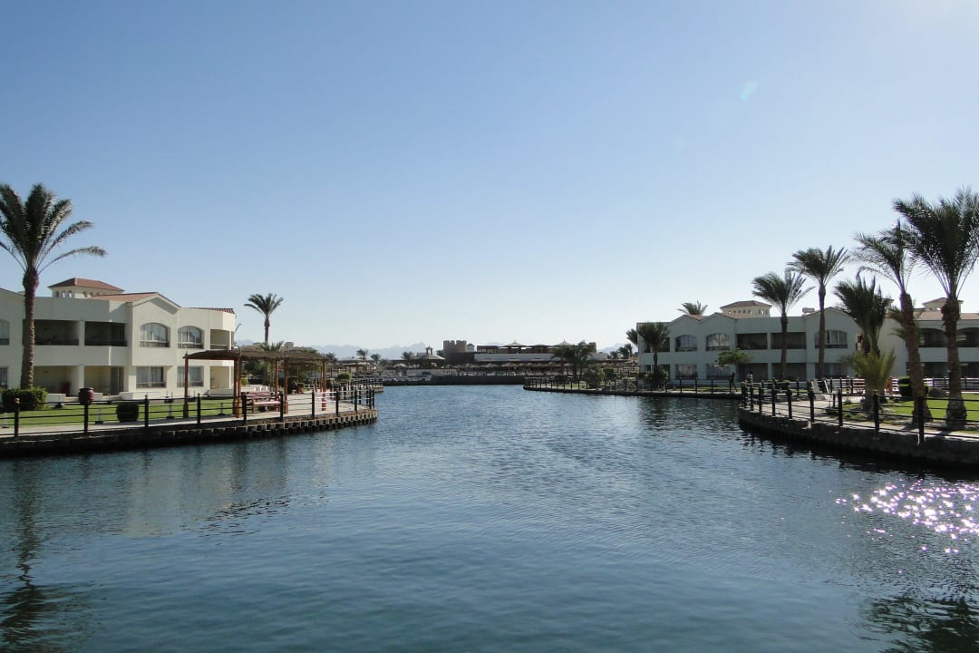 "Fluss" durch die Anlage Pickalbatros Dana Beach Resort - Hurghada