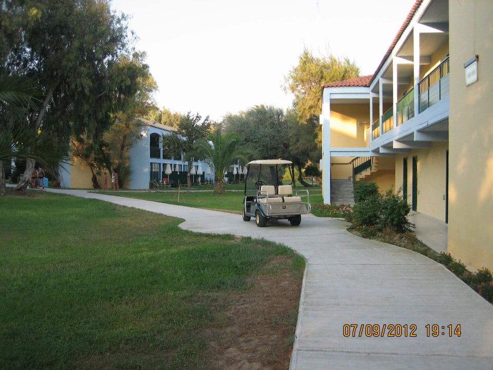 Корпуса Domes Aulūs Zante, Autograph Collection