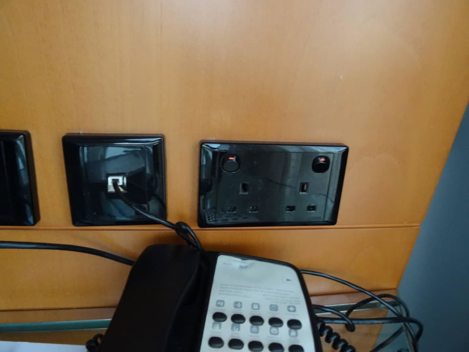 Steckdosen, Adapter nötig Golden Sands Hotel Creek