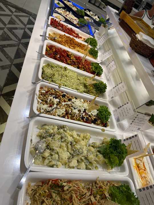 Gastro Emre Beach & Emre Hotel