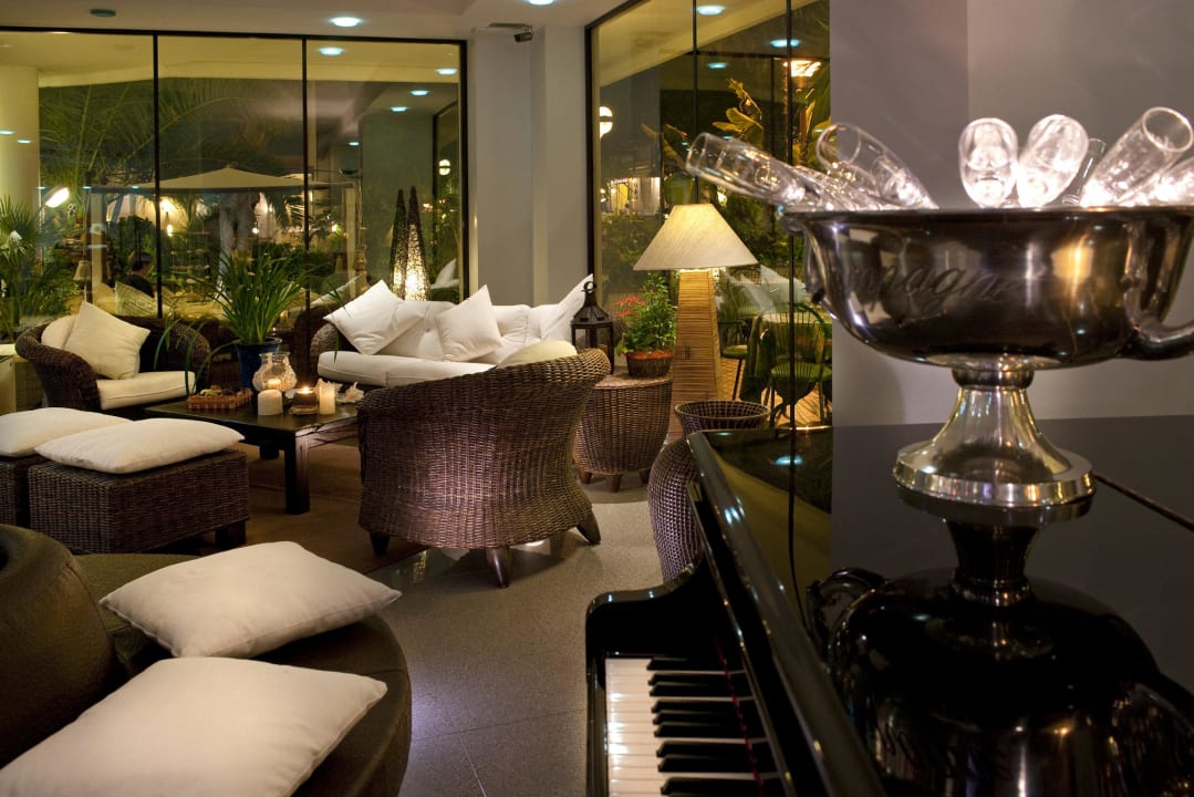 Il pianoforte Hotel Atlantic Riviera
