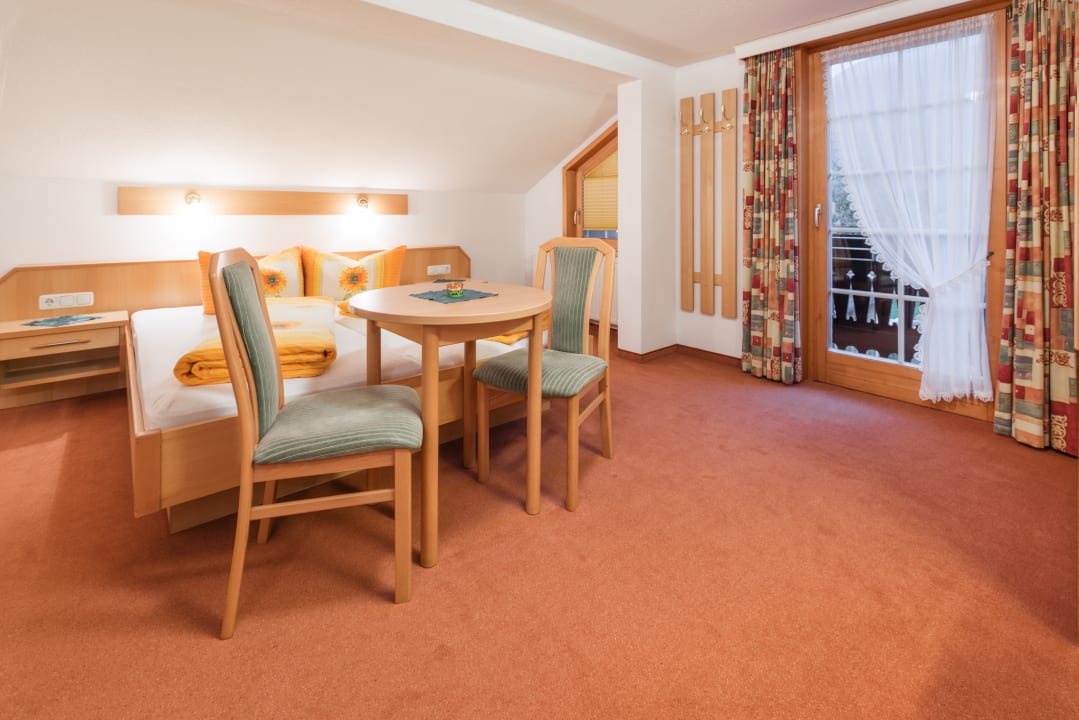 Zimmer Ferienwohnungen Wörz