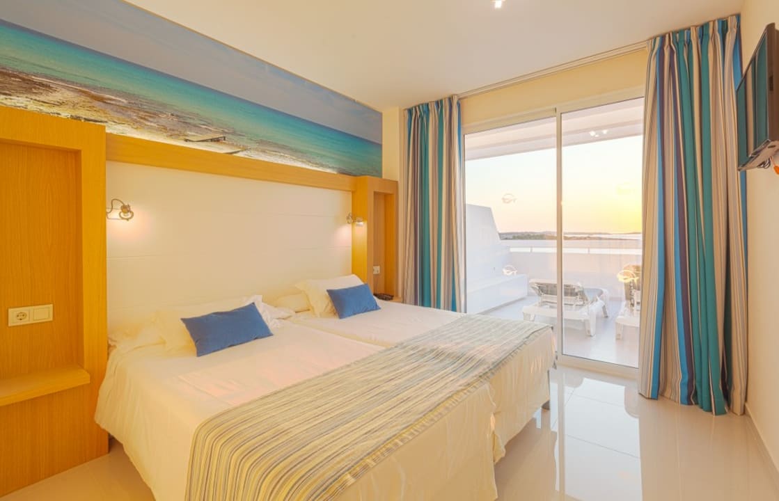 Zimmer Sirenis Seaview Country Club