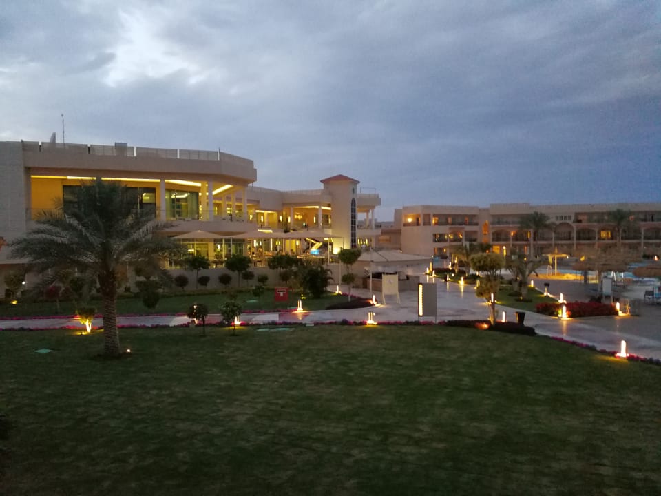 Gartenanlage Pickalbatros Royal Moderna Resort-Sharm El Sheikh