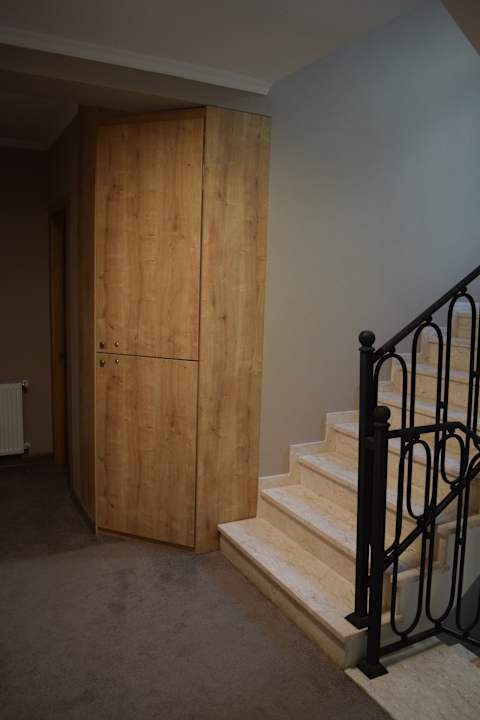 Treppe zu den Zimmern. Im Hotel gab es keinen Fahrstuhl. Hotel Ponte