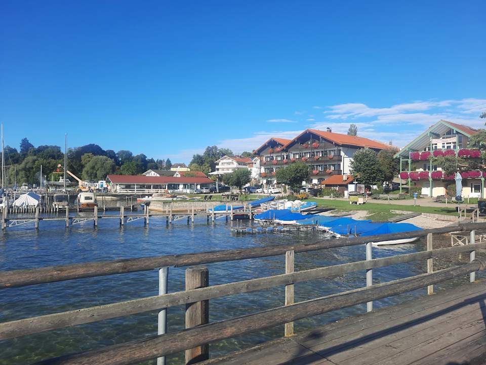 Außenansicht Ferienresidenz Chiemseestern
