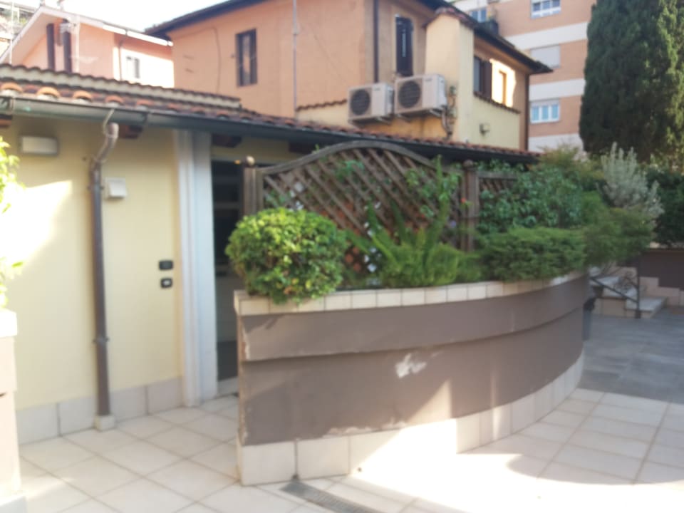 Außenansicht Apartments Patrizia Romana Palace