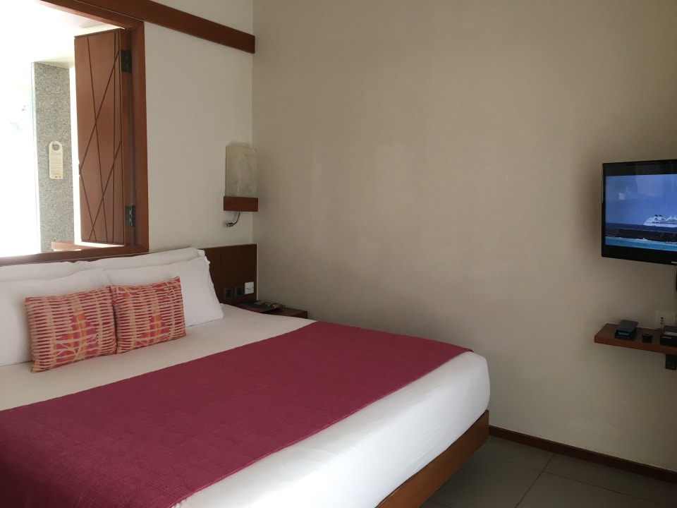 Zimmer Centara Ras Fushi Resort & Spa Maldives