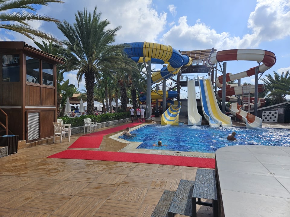 Pool Quattro Beach Spa & Resort