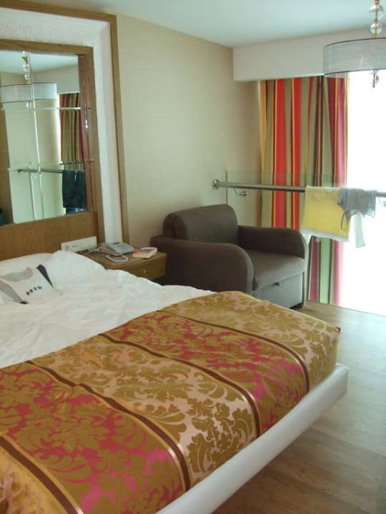 Doppelbett französisch mit ausziehbarem Sessel Granada Luxury Okurcalar