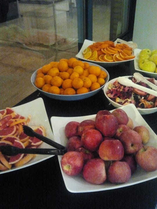 Frisches Obst frisch vom Baum...lecker! Aska Hotel Just in Beach