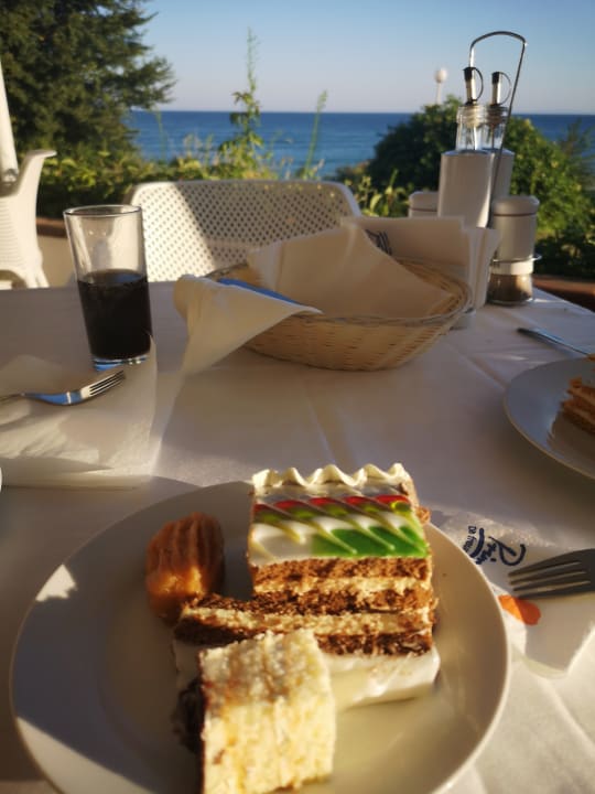 Gastro Hotel Sineva Beach