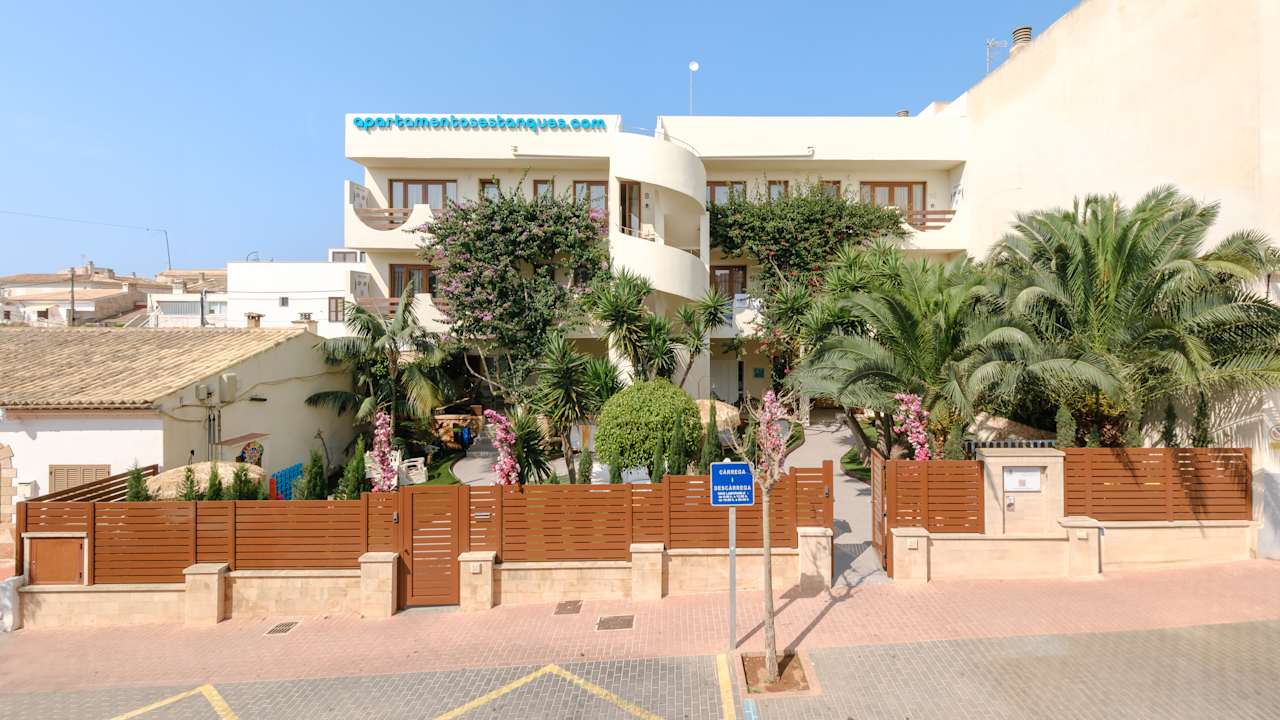 Außenansicht Apartamentos Estanques