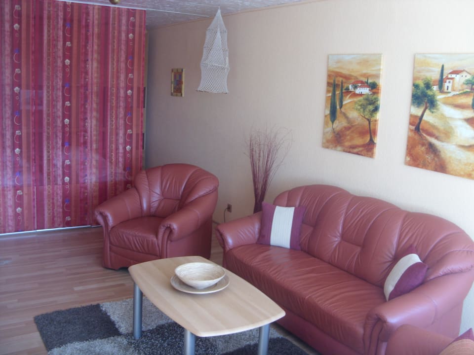 Wohnzimmer,Hinter dem Vorhang Schlafraum Heiligenhafen Ferienpark