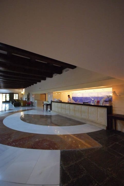 Reception Apollonia Beach Resort & Spa