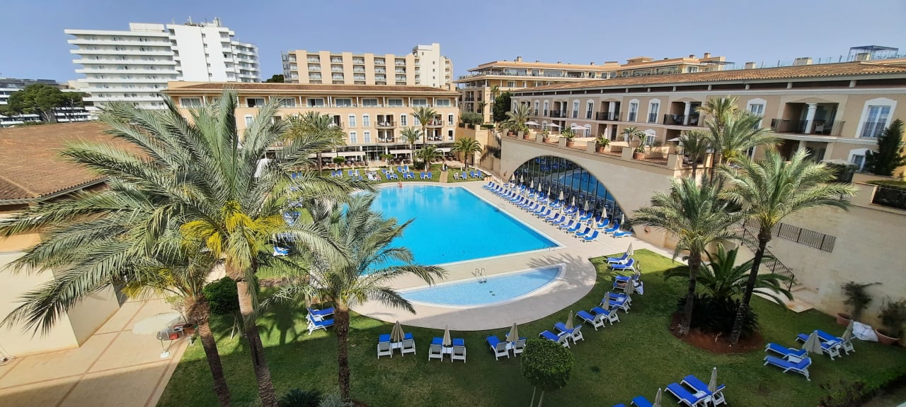 Pool Grupotel Playa de Palma Suites & Spa