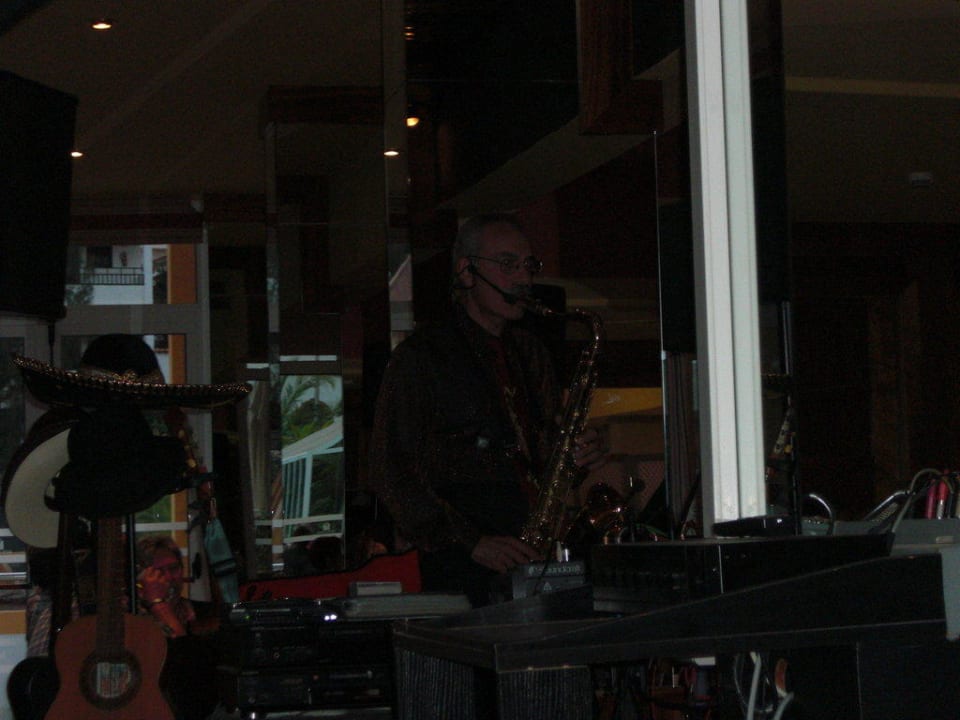 Felipe allsun Hotel Lucana