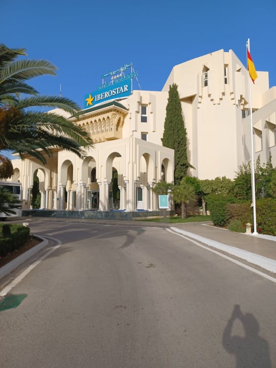 Außenansicht Iberostar Waves Averroes