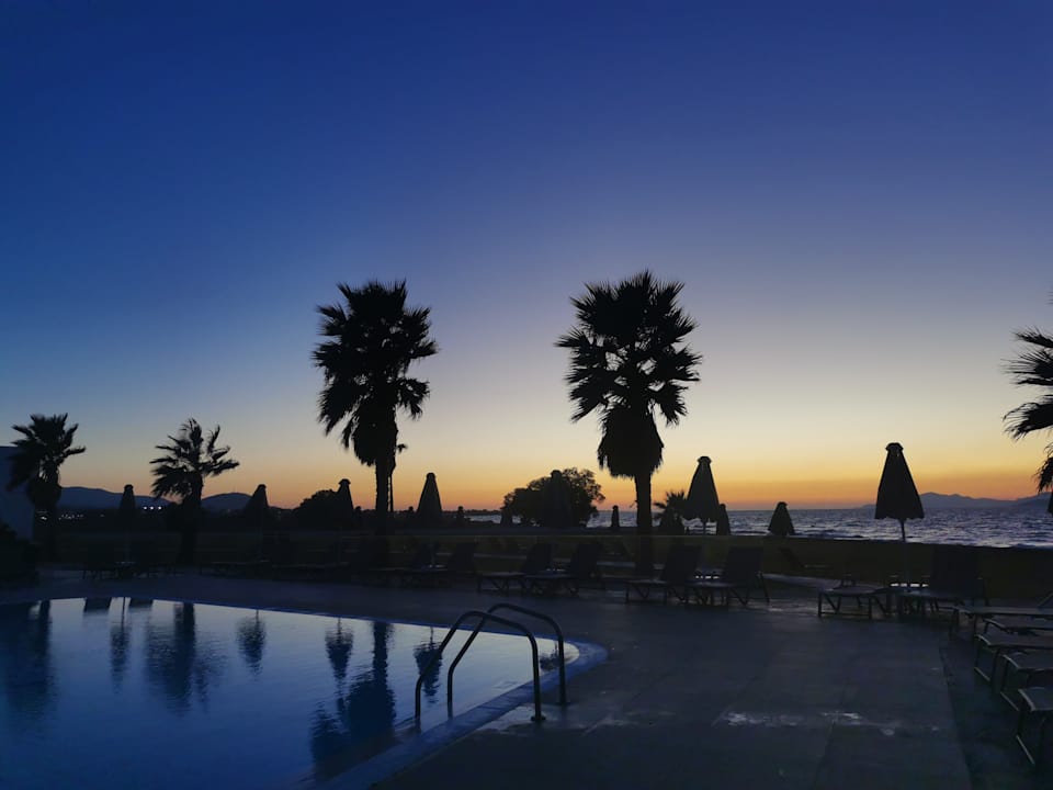 Pool Aeolos Beach Hotel