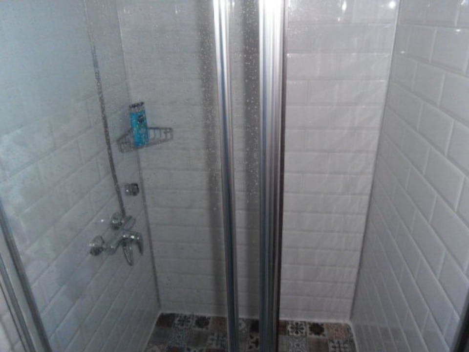 Dusche Club Hotel Anjeliq