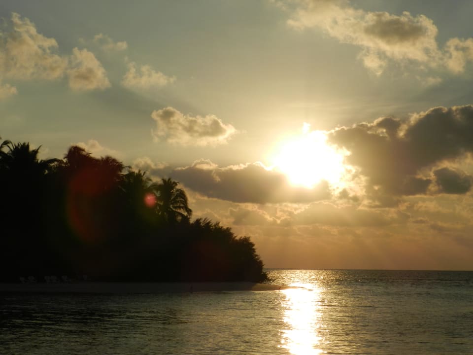 Sonnenaufgang Embudu Village