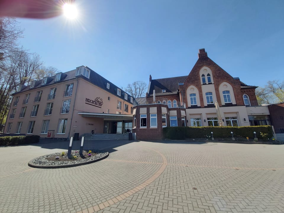 Außenansicht Parkhotel Berghölzchen